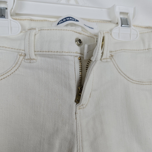 Old Navy Girl Ballerina White Embroidered Adjustable Waist Stretch Jeans 4T NWOT - Picture 2 of 7